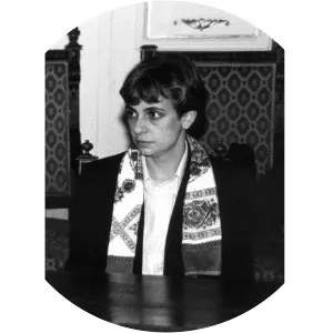 Miren Karmele Azkarate Villar