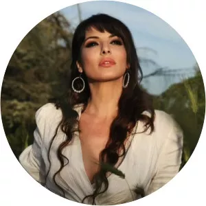 Miriana Trevisan - Showgirl