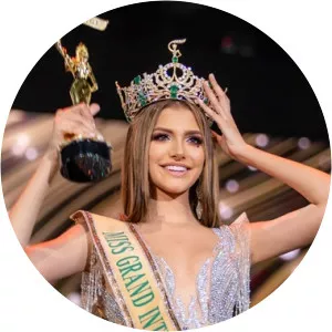 Miss Grand photograph