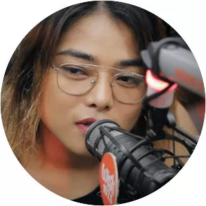 Miss Ramonne - Singer-songwriter