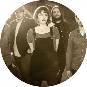 Mississippi Queen & The Wet Dogs