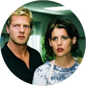 Mit Herz und Handschellen