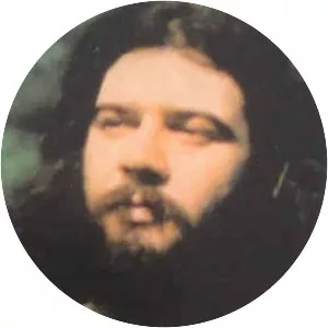 gür akad mithat danışan