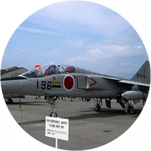 Mitsubishi T-2 - Aircraft model