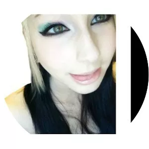 Mixie Moon - Musical artist