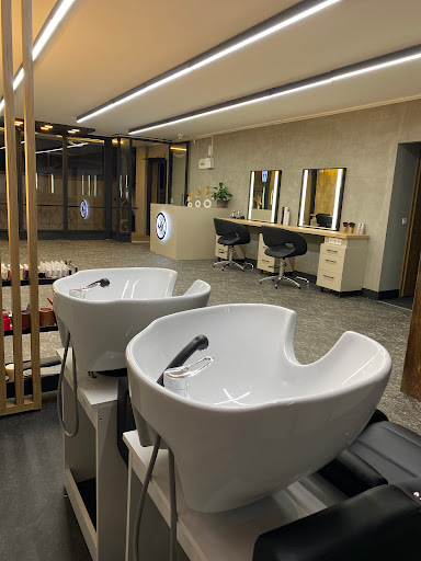 MK Hair Salon - Hairdresser in Istanbul