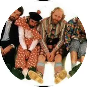 Mloci - Musical group