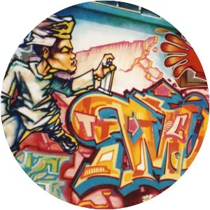 Mode 2 - Visual artist