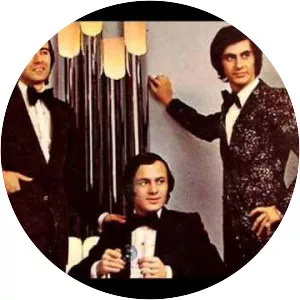 Modern Folk Üçlüsü