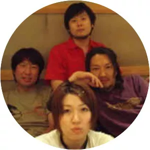 MOGA THE 5 - Musical group