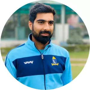 Mohammed Kaif - Cricketer ‧ Mohammed Shami's brother