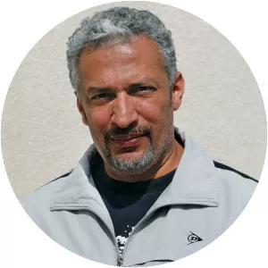 Mohammed Kazem - Artist