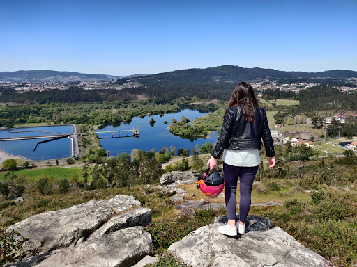 Moinho de Vento  - Tourist attraction in Areias de Vilar e Encourados, Portugal