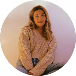 Molly Ann - Musical artist