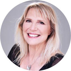 Molly Bedingfield - Natasha Bedingfield's mother