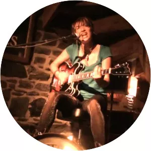 Molly Gene - Musical artist