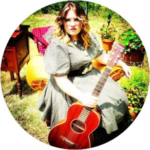 Momma Molasses - Musical artist