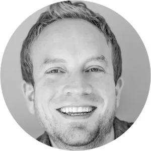 Momme Pavi Lustig photograph