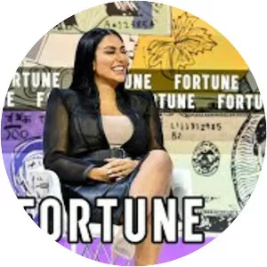 Mona Kattan photograph