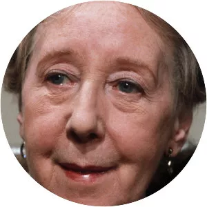 Mona Washbourne - Actress