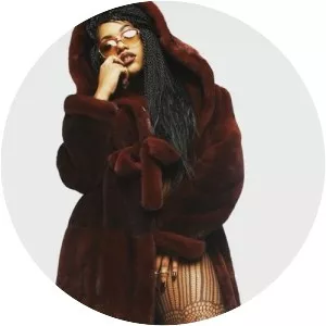 Monalyse - Musical artist