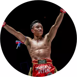 Mongkolpetch Petchyindee Academy