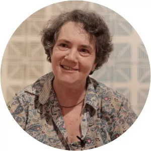 Mônica Nador - Artist