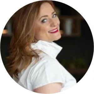 Monika Kapráliková - Author