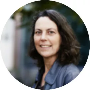 Monique Stavenuiter - Author