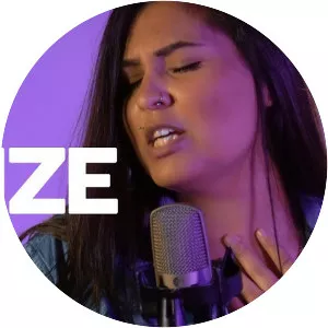 Monize Teix - Musical artist