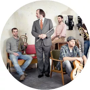 Monobo Son - Musical band