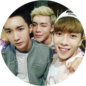 s.t sơn thạch monstar