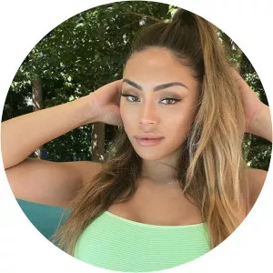 Montana Helena Klein Yao