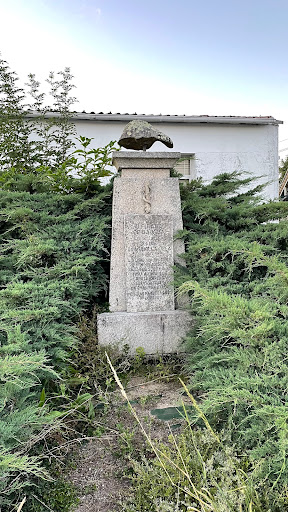 Monument to the Liver