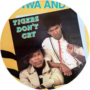 Monwa & Sun - Musical group