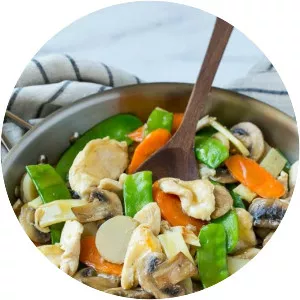 Moo goo gai pan - Dish