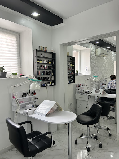 Mood Beauty - Beauty salon in Krykhivtsi, Ukraine
