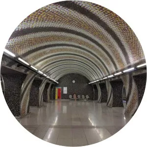 Móricz Zsigmond körtér M - 