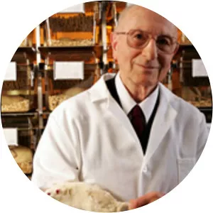 Morris Pollard photograph