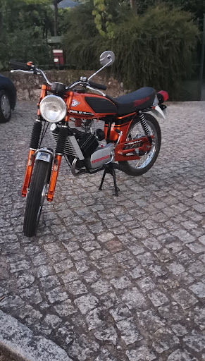 Moto Gaspar - Mechanic in Veade, Portugal