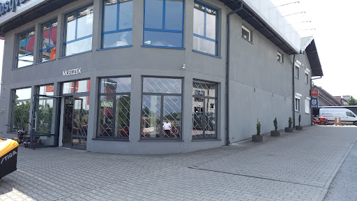 Moto-Mleczek, Autoryzowany Salon i Serwis Husqvarna, Can-am, Peugeot - Motorcycle shop in Myslenice, Poland