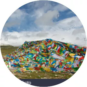 Mount Nyenchen Tanglha