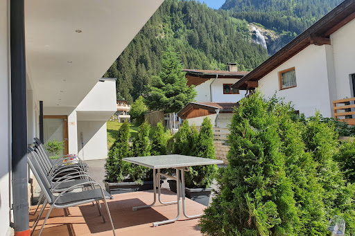 Mountain Living/Appartements - Self-catering accommodation in Neustift im Stubaital, Austria