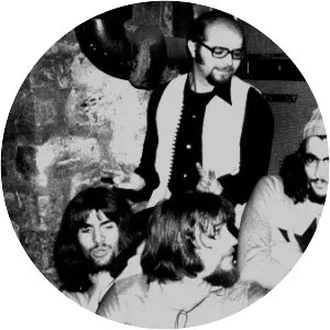 Moving Gelatine Plates