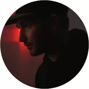 мц похоронил - Musical artist