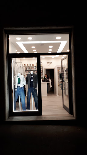 MUBE abbigliamento/intimo uomo e donna