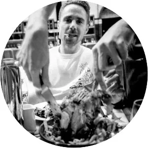 Muff Deep - Musical artist