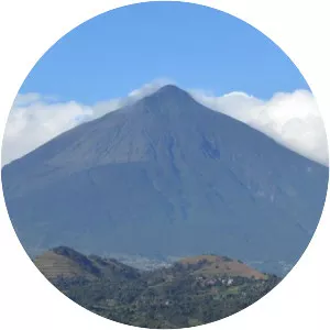 Muhavura Volcano - Extinct volcano in Uganda