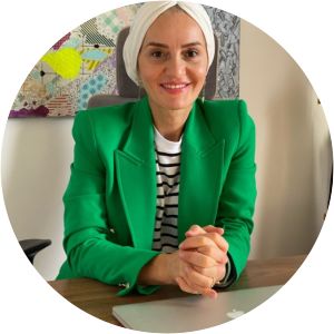 Mukaddes Kaşikci photograph