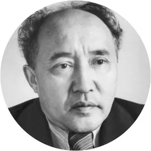 Mukhtar Auezov (Muhtar Avezov)